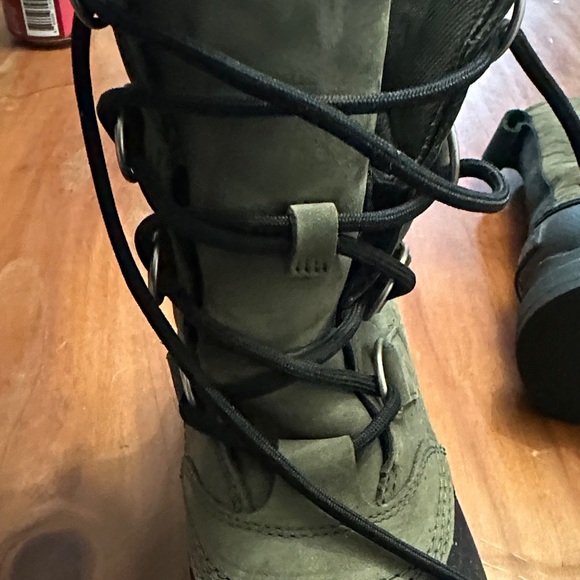 Sorel Olive and Black Lace-Up Boots - Picture 7 of 9